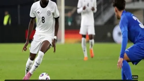 大乐透期号专家推荐：阿甲64胜49连败分析